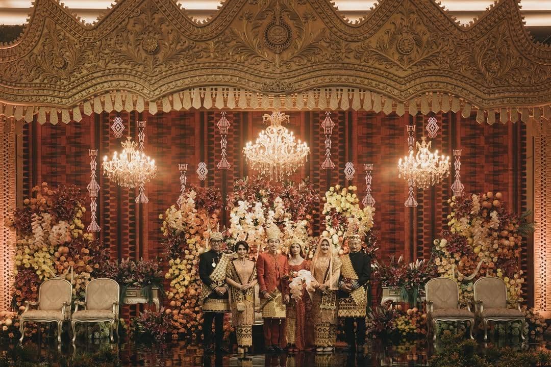 potret dekorasi adat Lampung