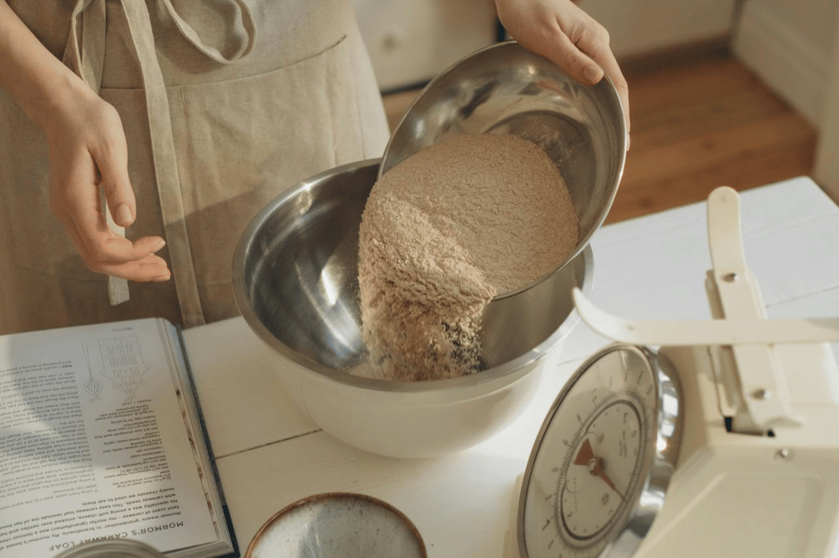 ilustrasi membuat butter croissant