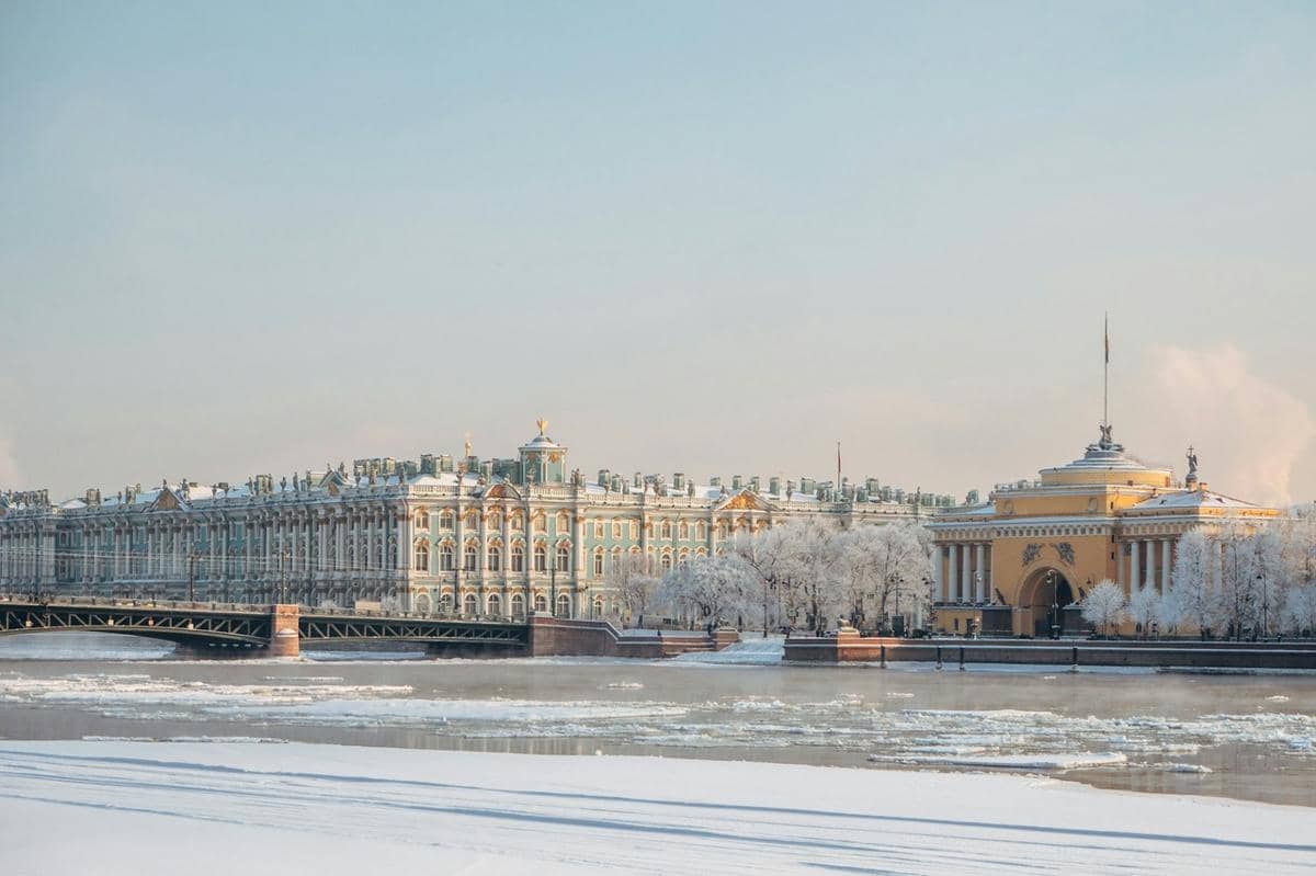 Istana Musim Dingin di Saint Petersburg, Russia