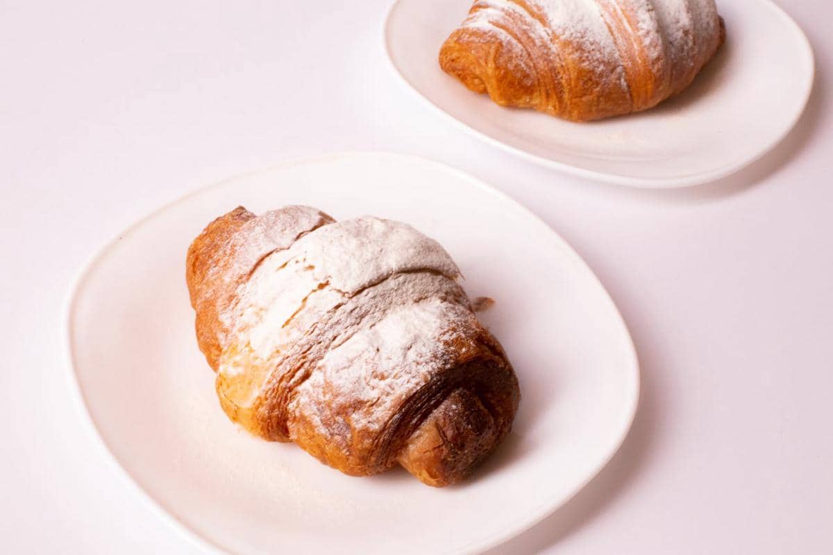 ilustrasi butter croissant