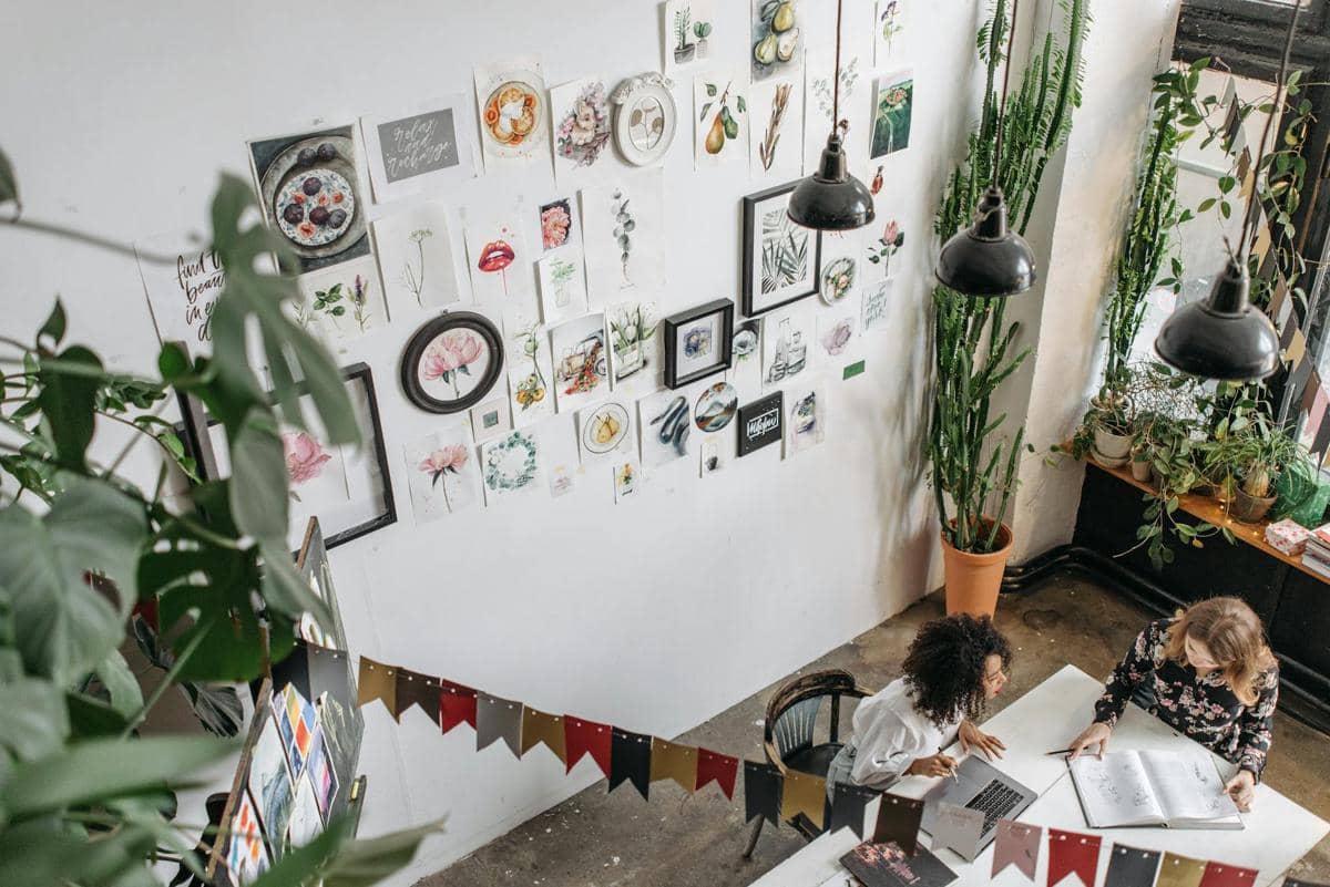 ilustrasi dekorasi dinding