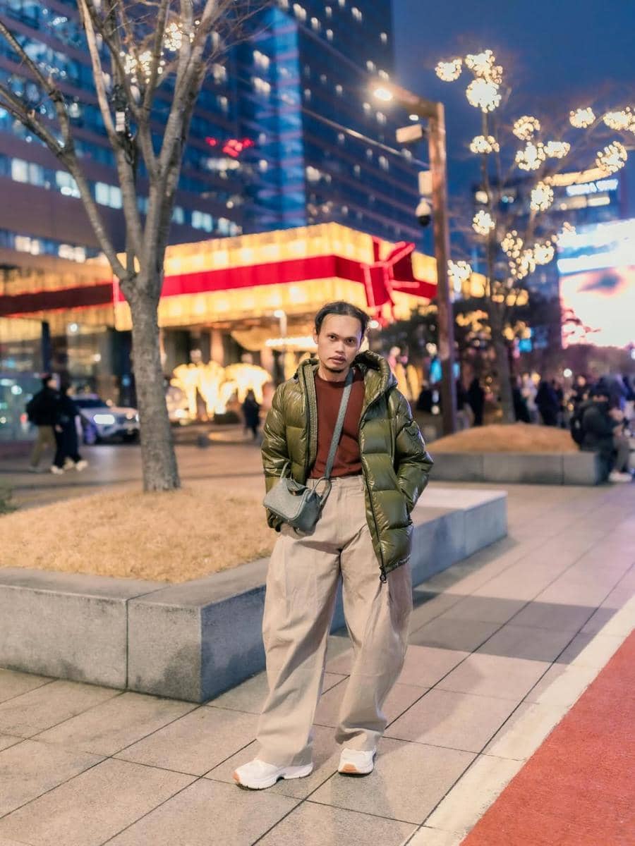 Wanda Hara jalan-jalan di Seoul