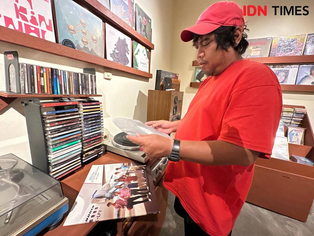 Owner Rakata Ruang, Arbian Octora.