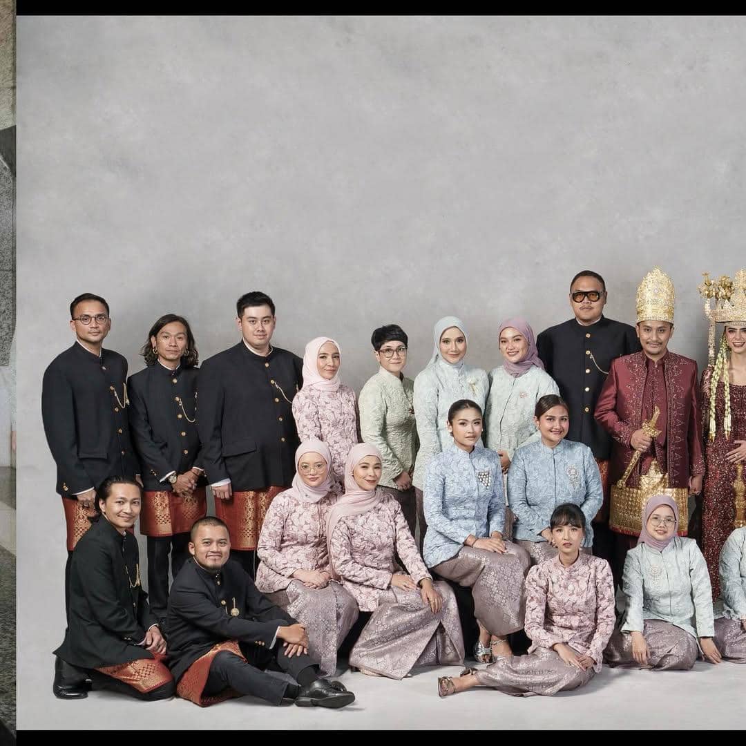 busana bridesmaid 2025