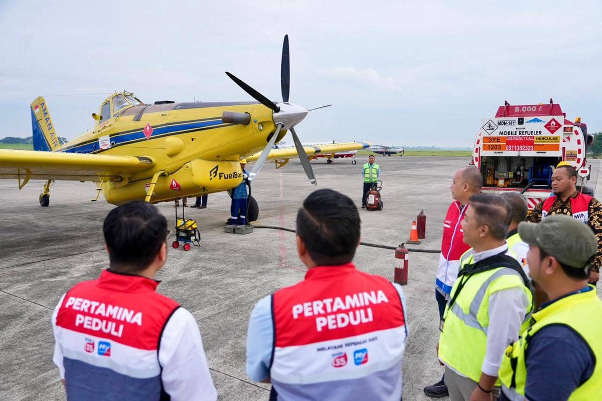 Pengiriman BBM ke Bener Meriah menggunkana pesawat Air Tractor (dok.Pertamina)