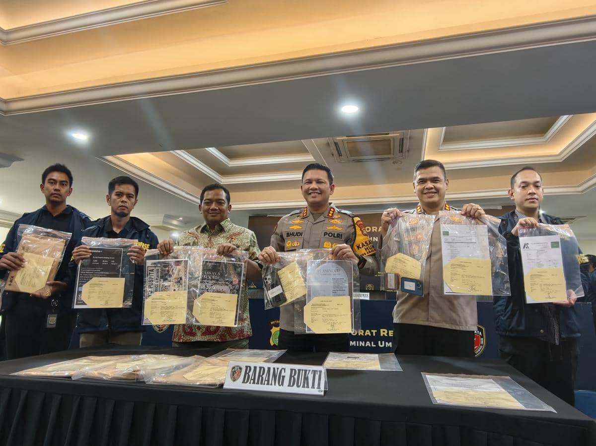 Konferensi pers kasus penipuan WO Ayu Puspita