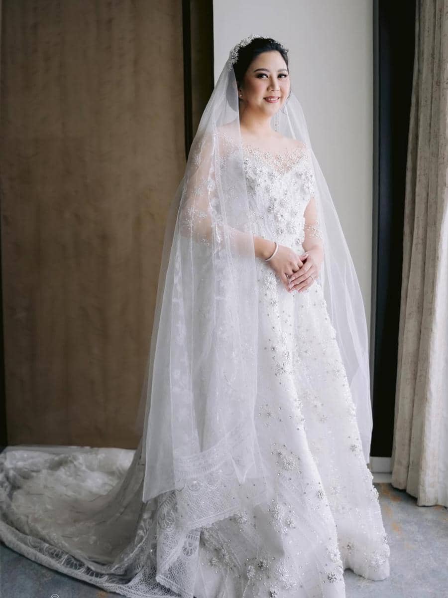 Tampil bak dewi, keanggunan paripurna sang pengantin @natashaput yang begitu mencuri perhatian🤍.jpg