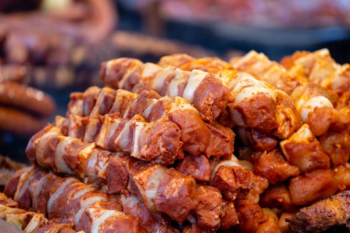 https://www.pexels.com/photo/close-up-photo-of-marinated-raw-pork-skewers-13533570/