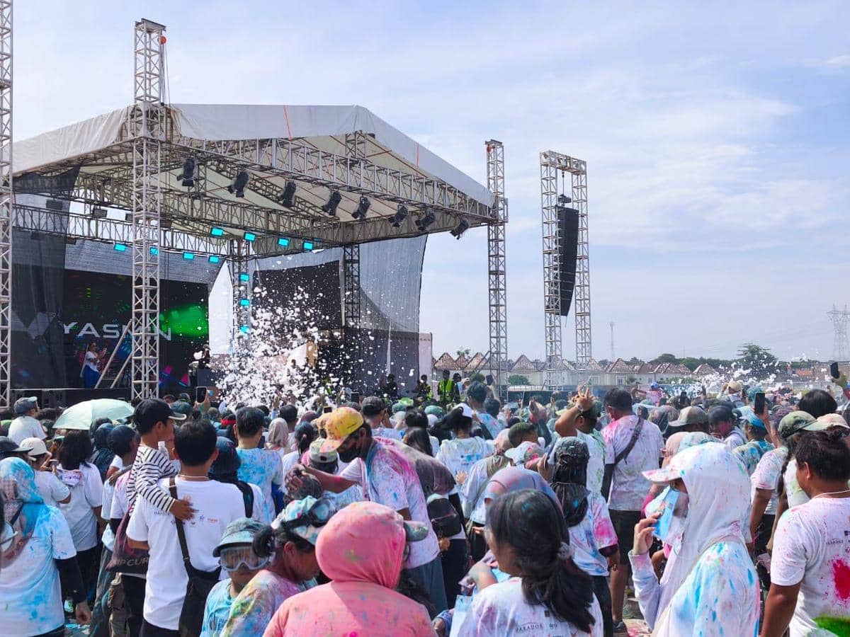 12 ribu peserta mengikuti Paramount Color Walk 2025