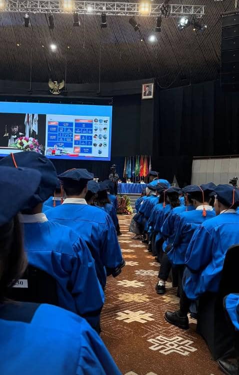 Miskah Shafa Istri Yislam Jaidi Wisuda S1 (instagram.com/miskashf)