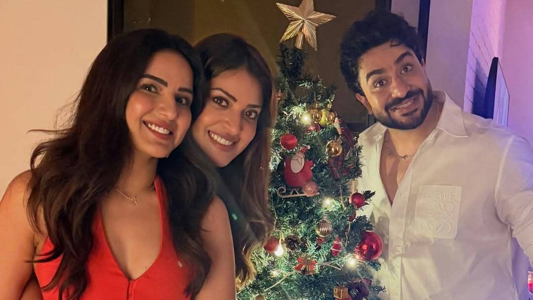 Jasmin Bhasin dan rekan artis