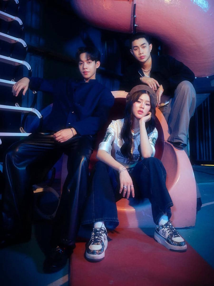 poster "Mee Khwamsuk Reu Yang?"