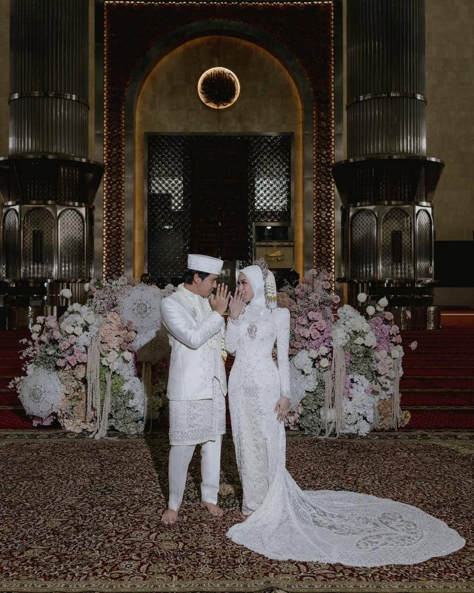 Dekorasi akad ala Arbani Yasiz dan Raissa Ramadhani