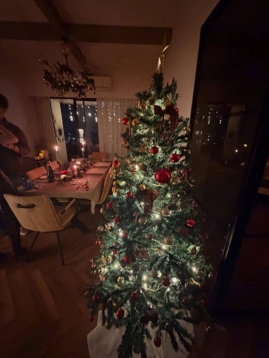 unggahan Jasmin Bhasin