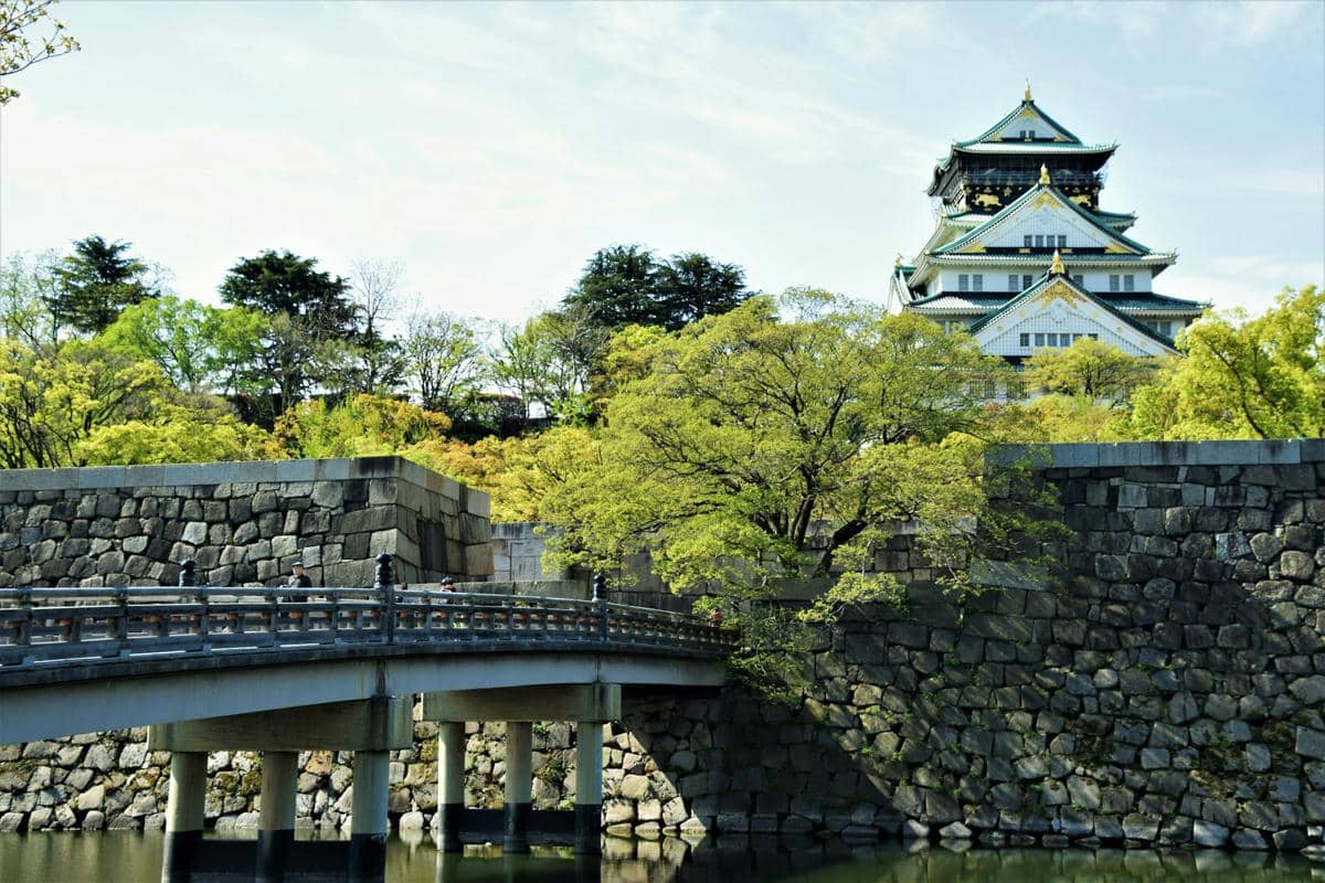 potret Osaka Castle