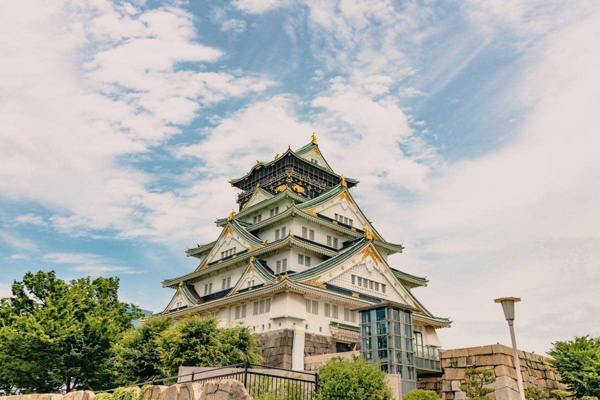 potret Osaka Castle