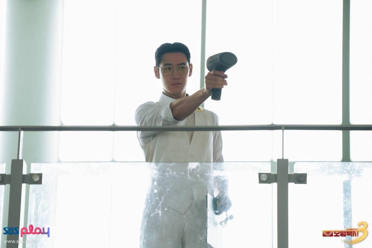 Cuplikan drama Korea Taxi Driver 3 