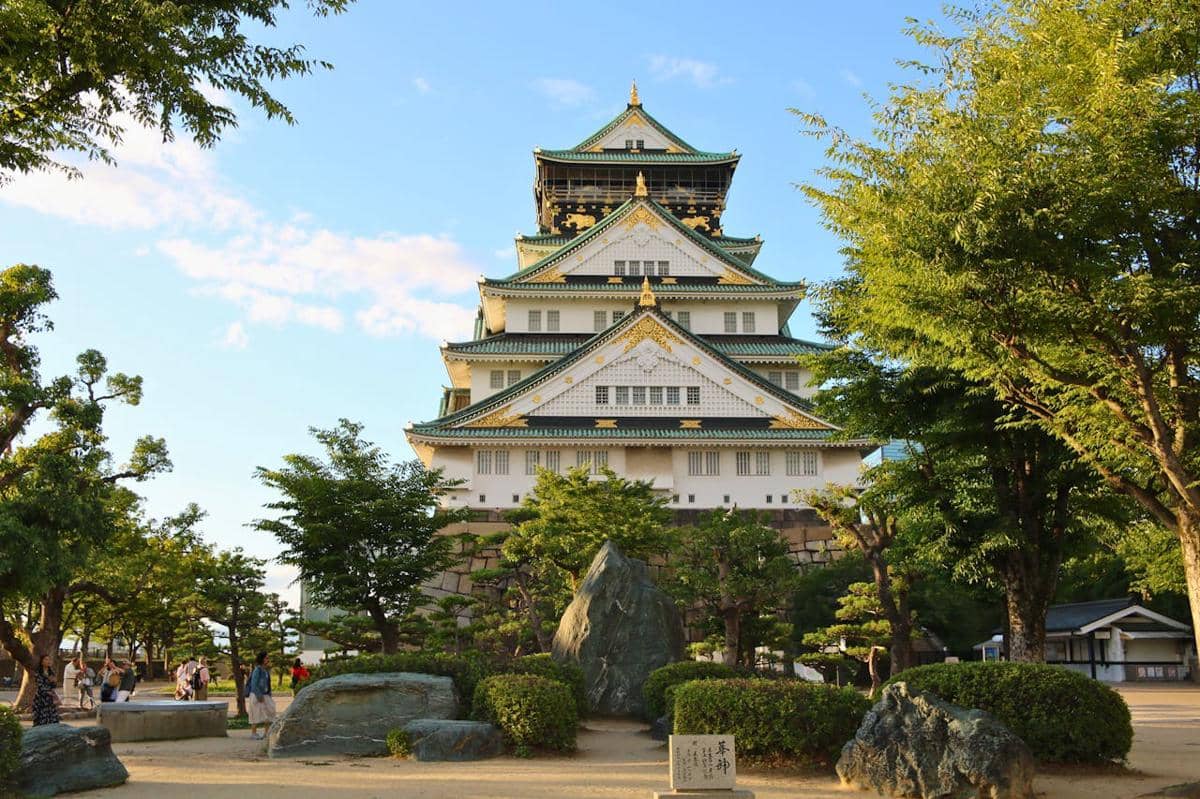 potret Osaka Castle