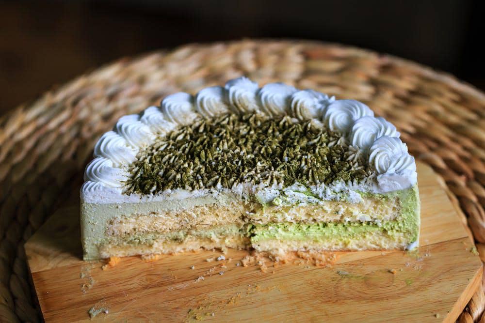 ilustrasi matcha banana pudding