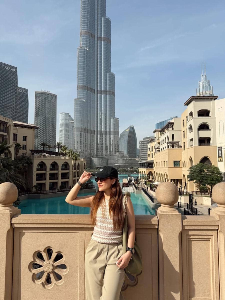 Marsha Aruan liburan di Dubai