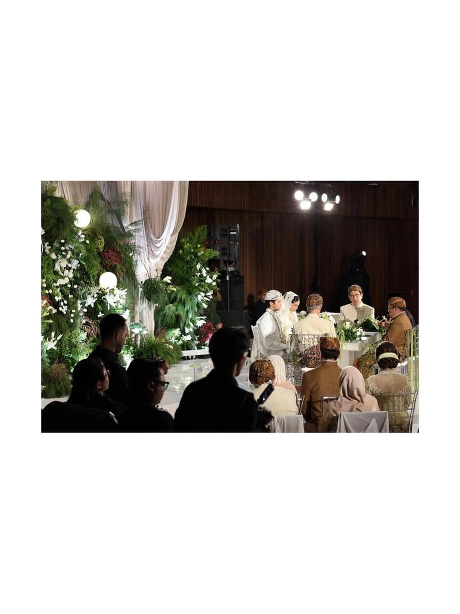 Tristan Julianos akad look 🥼🍂🎻Groom makeup @divavictoriamua Attire @kopaka.bridal WO @promess (1).jpg