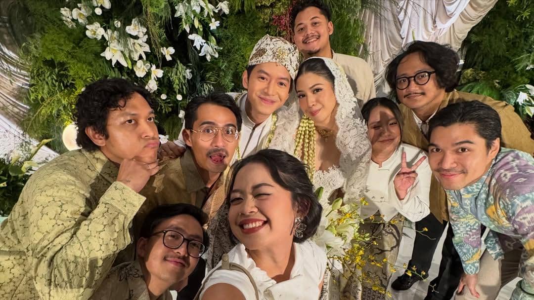 6 years ago i asked @tristanjulianos, one year deep in a relationship with @narrelamara to send (1).jpg