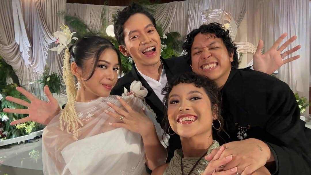 6 years ago i asked @tristanjulianos, one year deep in a relationship with @narrelamara to send .jpg