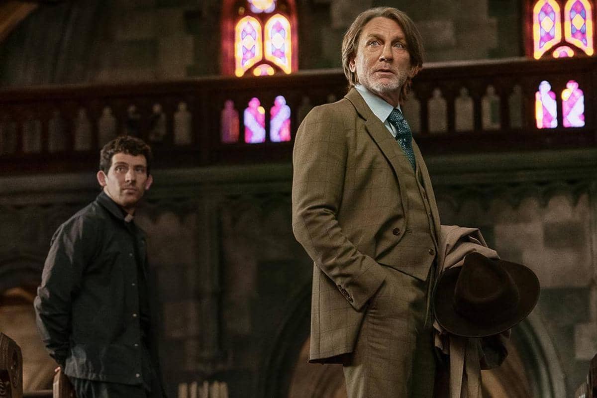 Wake Up Dead Man A Knives Out Mystery 2.jpg