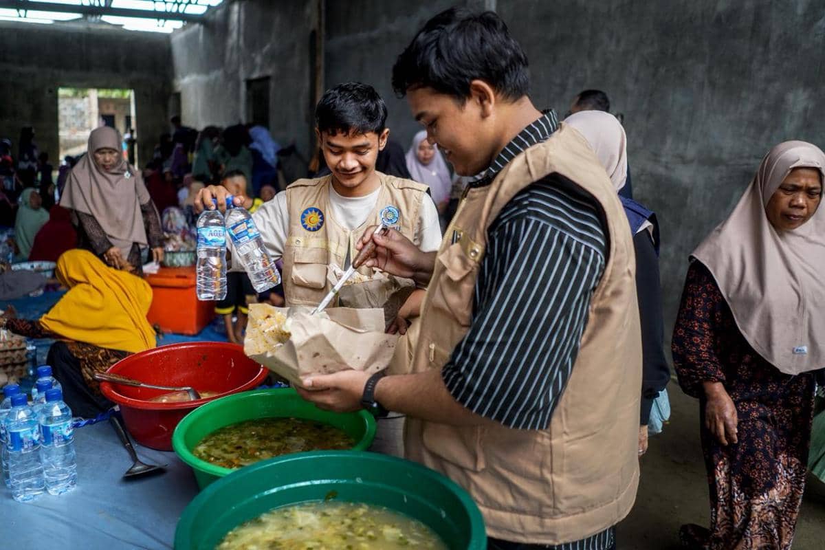 Danone Indonesia Kirim Bantuan Kemanusiaan ke Korban Banjir Sumatra