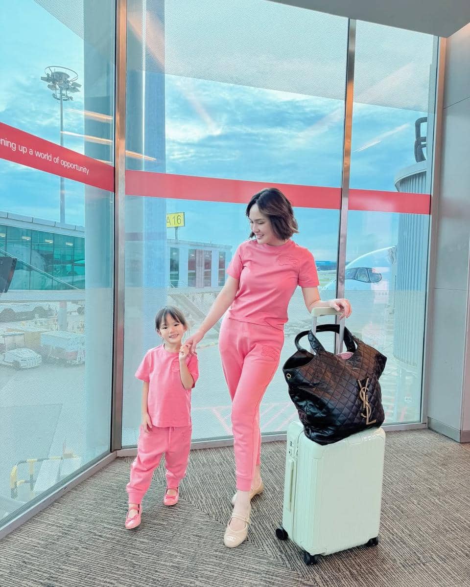 Bonding, laughing, and creating beautiful memories,That’s what our trip is all about🩷.jpg