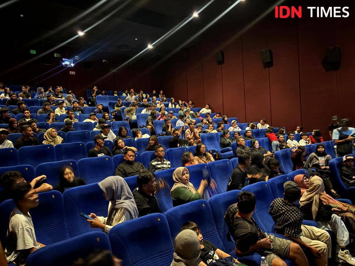 Penonton Special Screening Film Timur di XXI Empire Yogyakarta, Sabtu (13/12/2025) malam.