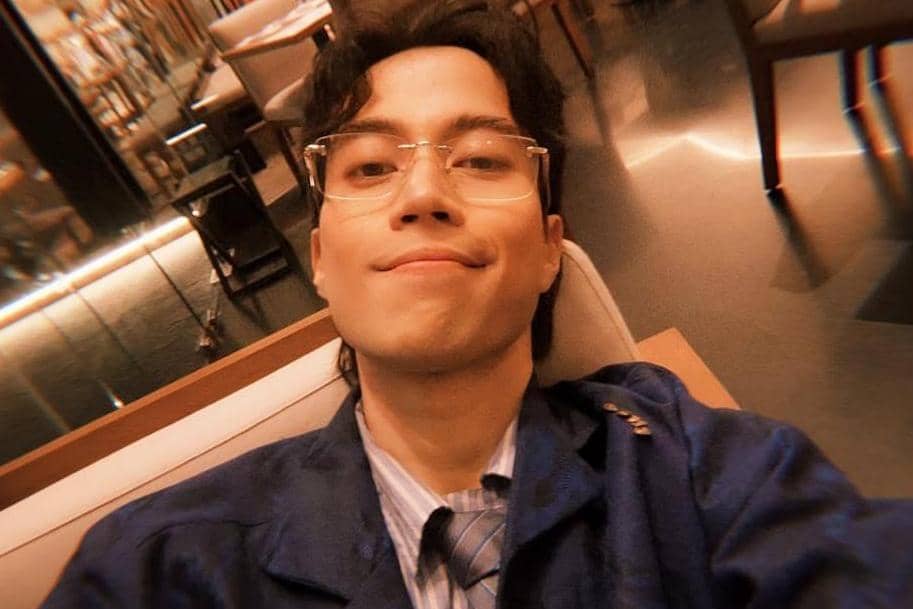 Vidi Aldiano (instagram.com/vidialdiano)