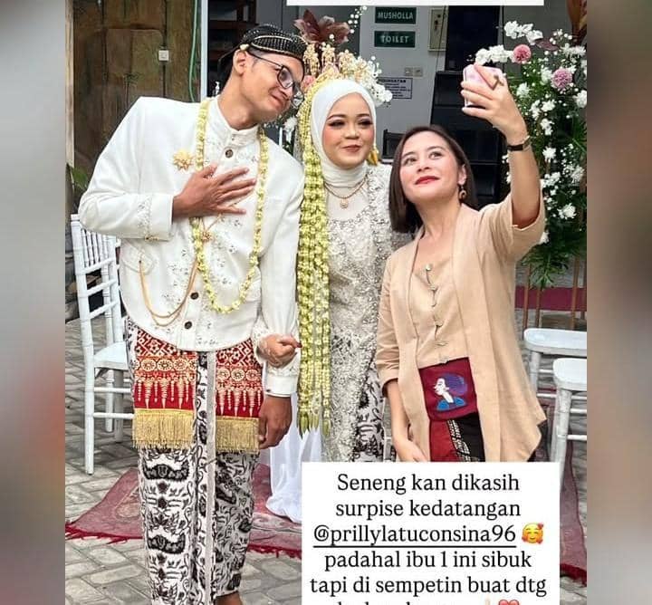 Prilly Latuconsina kondangan ke nikahan fans di Yogyakarta
