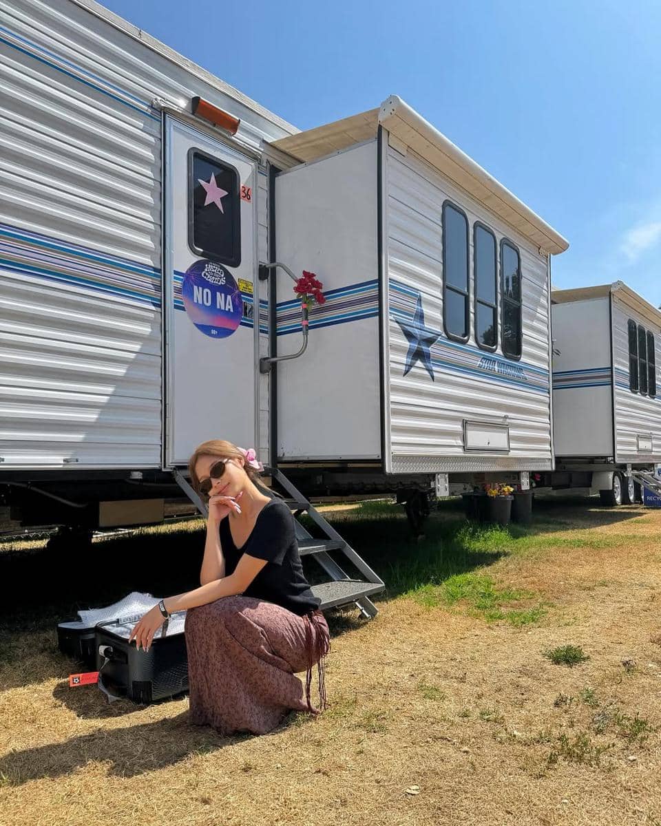 Outfit liburan ala Christy No Na