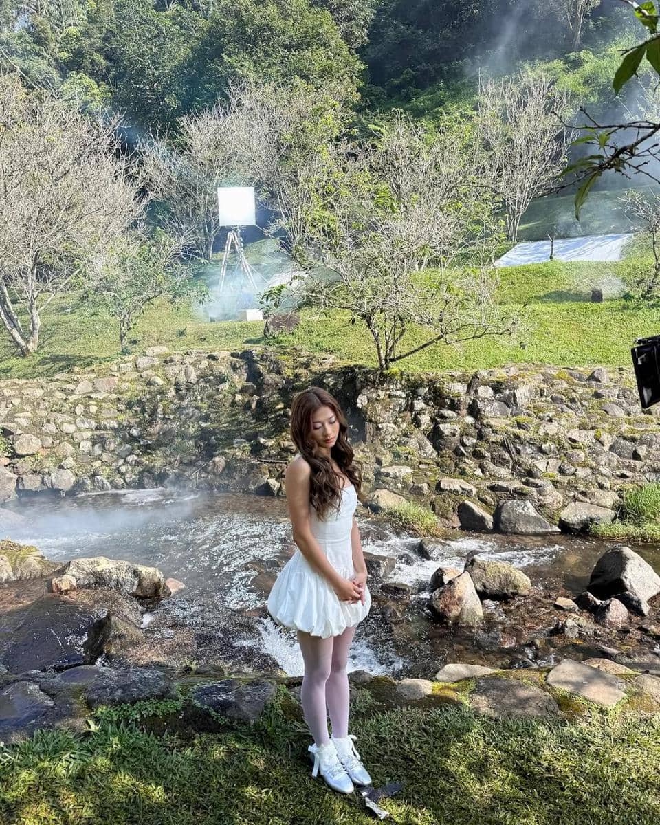 Outfit liburan ala Christy No Na