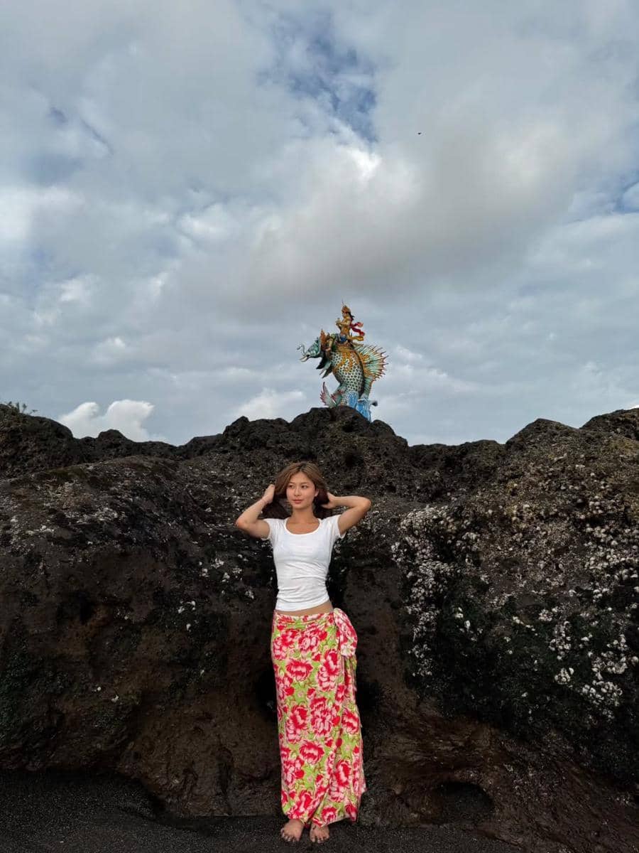 Outfit liburan ala Christy No Na