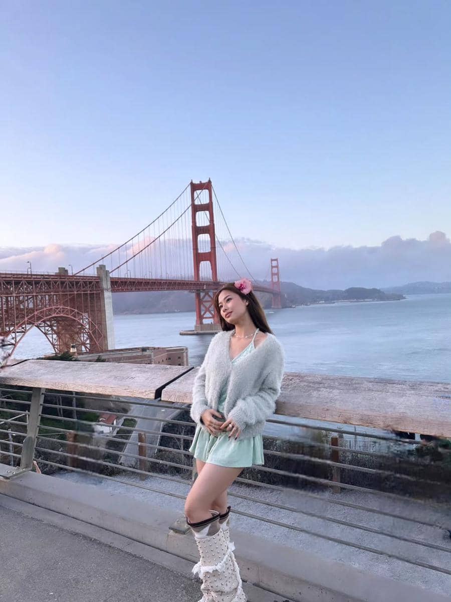 Outfit liburan ala Christy No Na