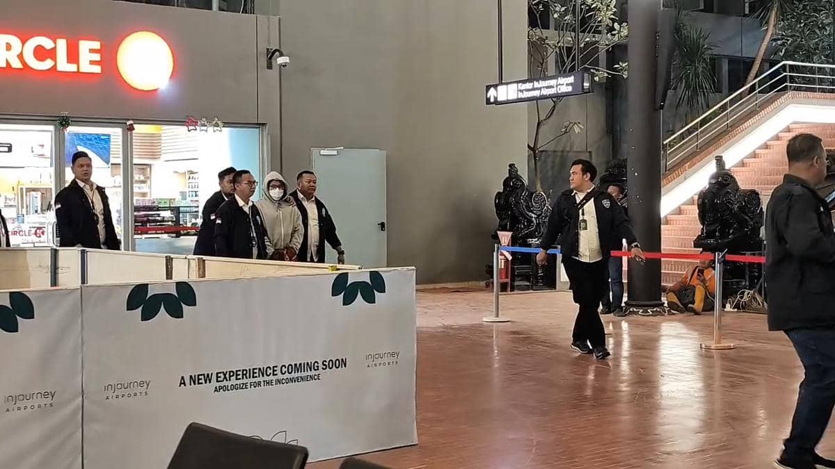 Resbob, Pelaku Penghinaan Suku Sunda tiba di Bandara Soetta