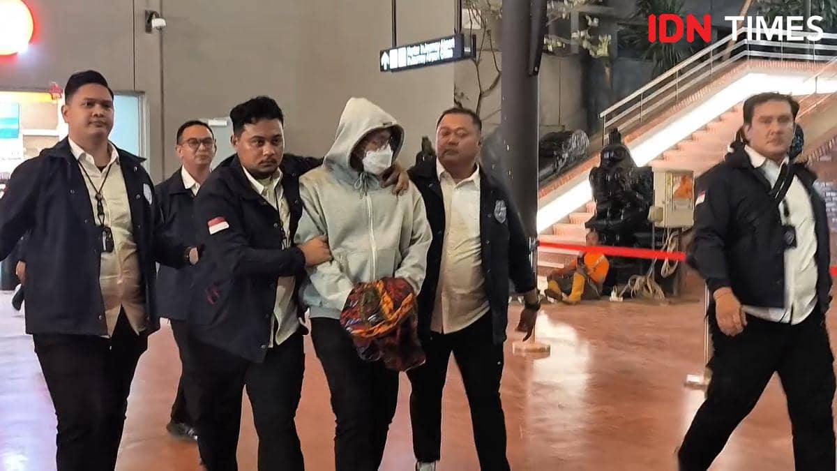 Resbob, Pelaku Penghinaan Suku Sunda tiba di Bandara Soetta