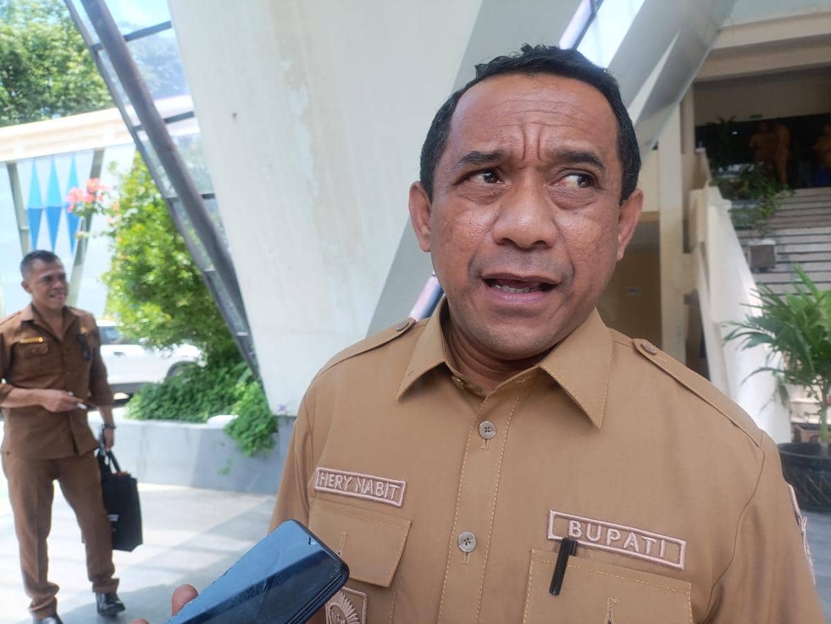Bupati Manggarai, Hery Nabit. (IDN Times/Putra Bali Mula)