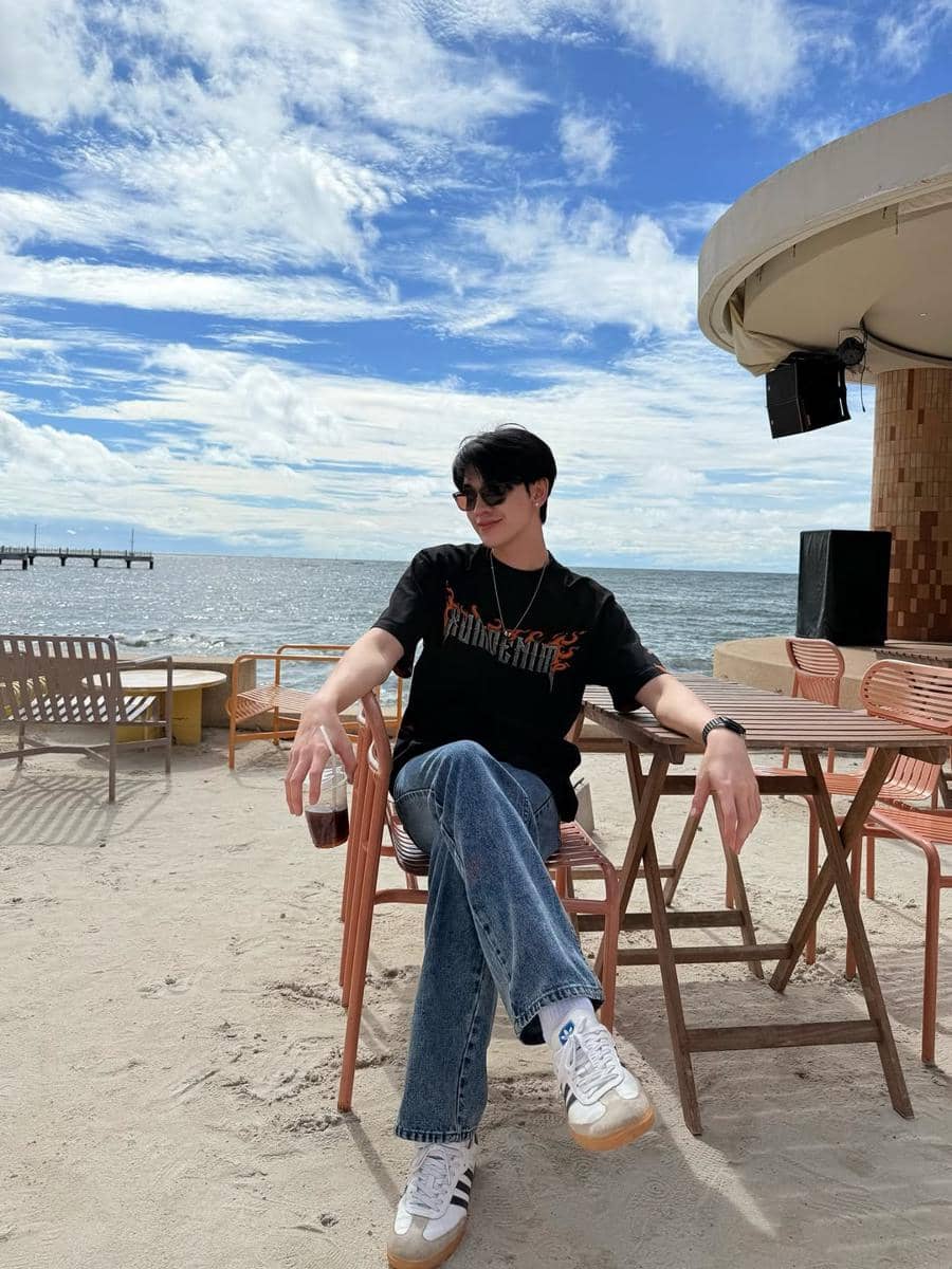 Gaya Kasual ala Chai Somchai