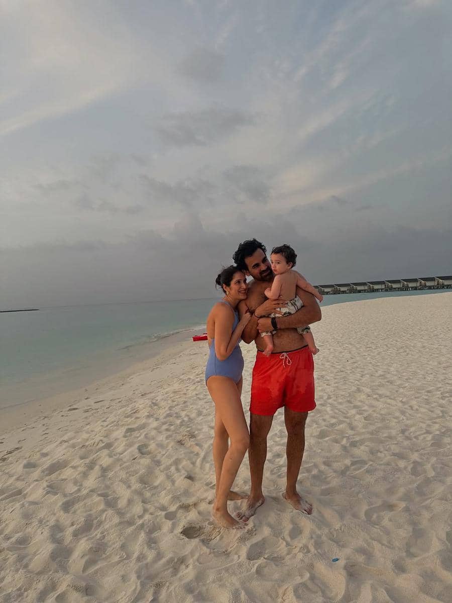 keluarga Sagarika Ghatge