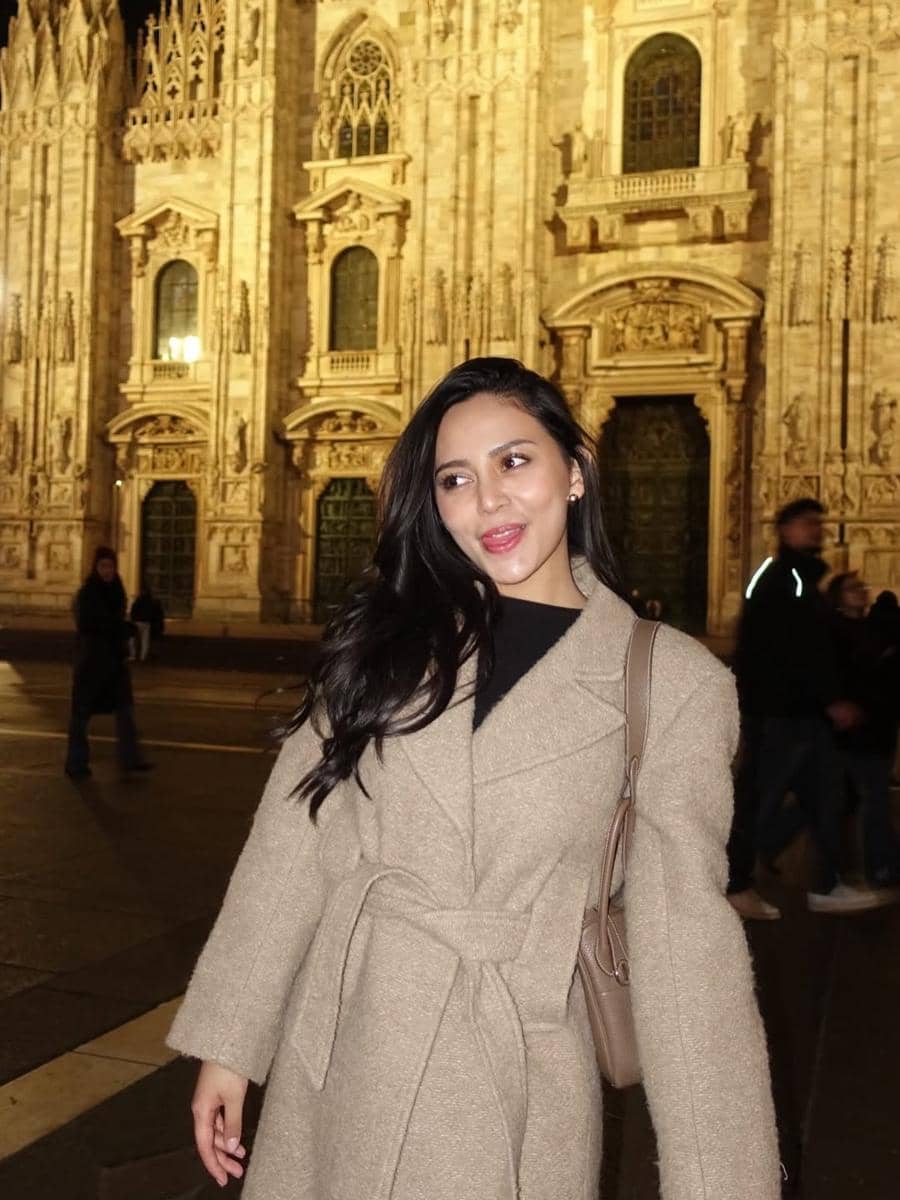 Keluarga Rachel Vennya liburan ke Italia.