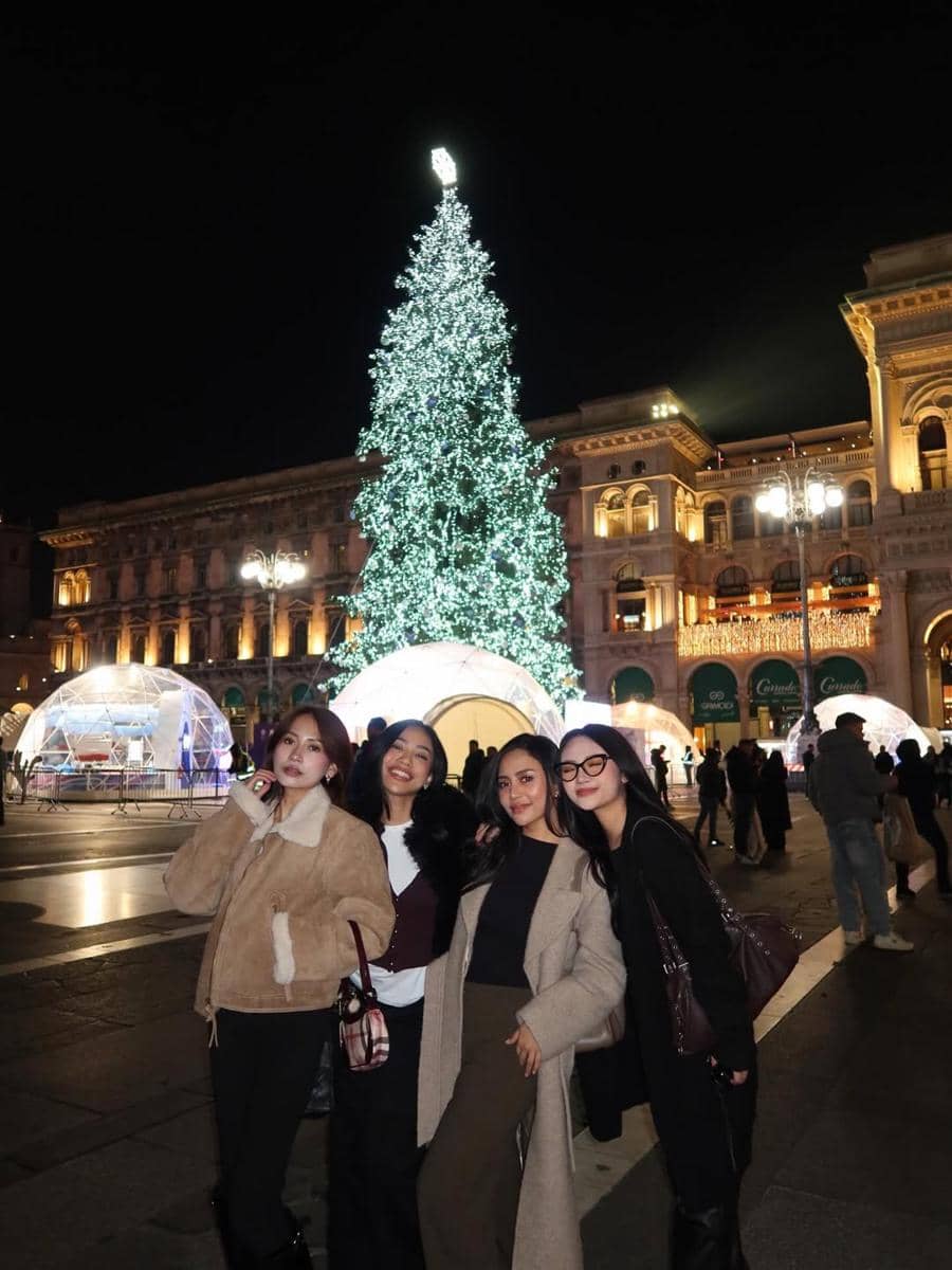 Keluarga Rachel Vennya liburan ke Italia.