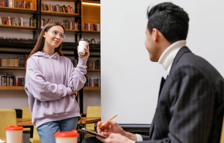 Ilustrasi orang mengobrol 