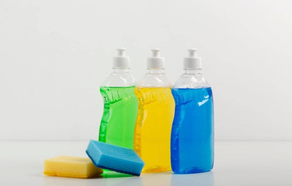 ilustrasi sabun cuci piring