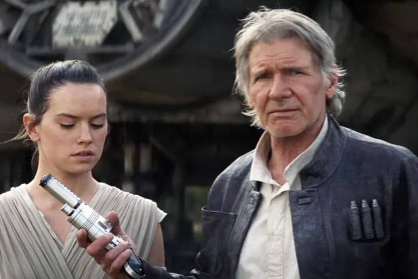 cuplikan adegan dalam film Star Wars: The Force Awakens