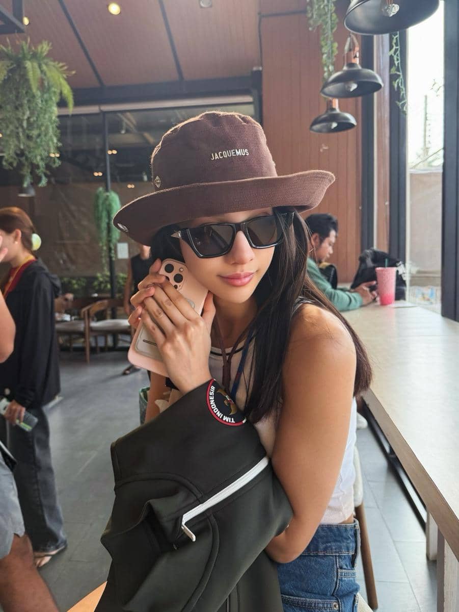 Anya Geraldine (instagram.com/anyageraldine)