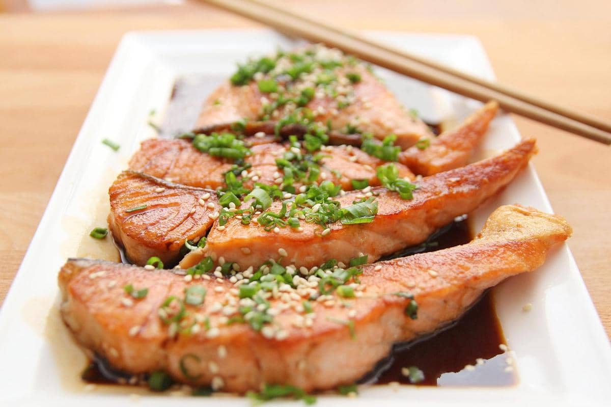 ilustrasi salmon teriyaki