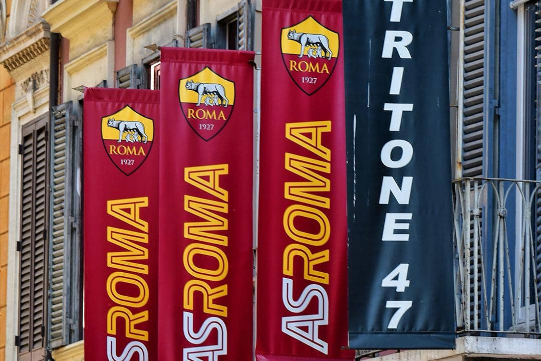 ilustrasi logo AS Roma